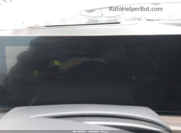 5UX23EM02R9S16477 2024 BMW X7 Black Widok tylnych siedzeń