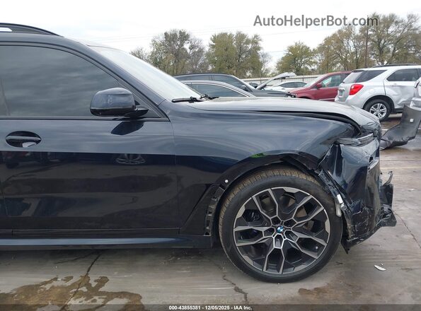 5UX23EM02R9S16477 2024 BMW X7 Black 