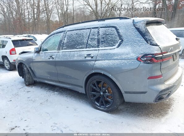 5UX23EM04P9R18295 2023 BMW X7 Gray Սալոնի 360 աստիճան տեսք