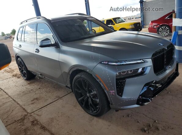 5UX23EM05T9102044 2026 BMW X7 Gray Առջևի աջ
