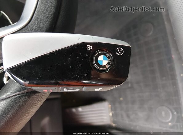 5UX23EM07R9T59490 2024 BMW X7 Черный Вид панели приборов