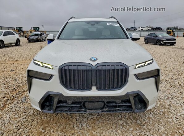 5UX23EM08P9R39909 2023 BMW X7 White Вид спереду