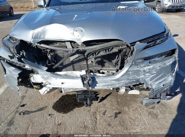 5UX23EM0XP9P00328 2023 BMW X7 Gray Widok z przodu