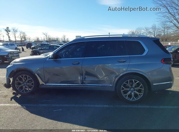 5UX23EM0XP9P00328 2023 BMW X7 Gray Widok wnętrza 360 stopni