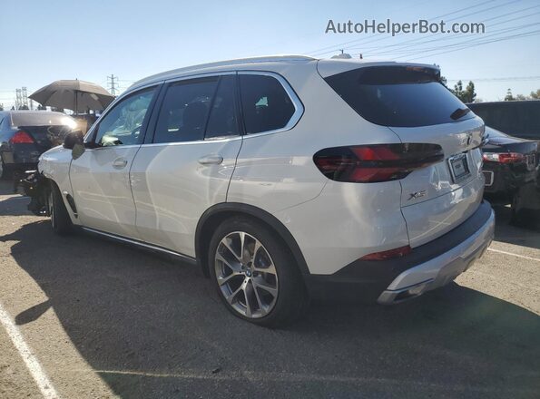 5UX23EU00R9U06228 2024 BMW X5 White Rear left