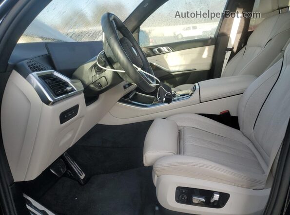 5UX23EU00R9V81496 2024 BMW X5 Blue Front interior view