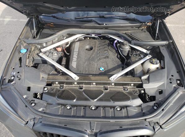 5UX23EU08R9T54363 2024 BMW X5 Gray ძრავის განყოფილების ხედი
