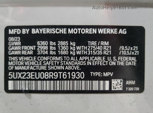 5UX23EU08R9T61930 2024 BMW X5 White Vista interior de 360 grados
