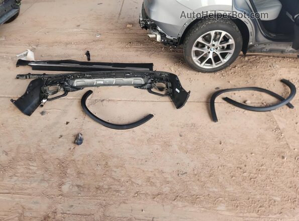 5UX23EU09R9V55141 2024 BMW X5 Gray Widok naklejki z numerem VIN