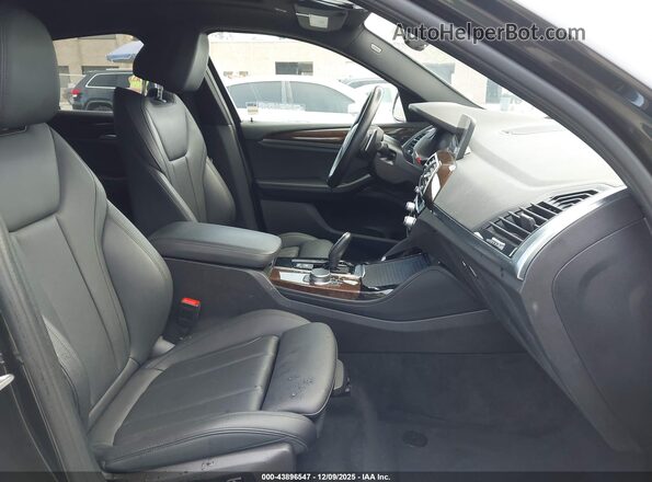 5UX2V1C03LLZ32870 2020 BMW X4 Gray Вид салону спереду