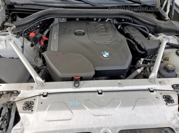 5UX2V1C0XM9G42532 2021 BMW X4 White Вид задньої частини салону