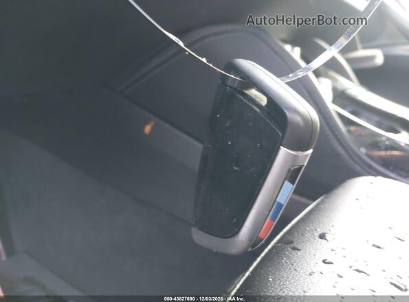 5UX33DT07N9L25561 2022 BMW X4 Gray Vista del salpicadero