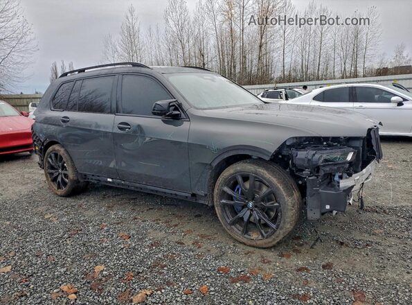 5UX33EM02S9W30109 2025 BMW X7 Gray Delantero derecho