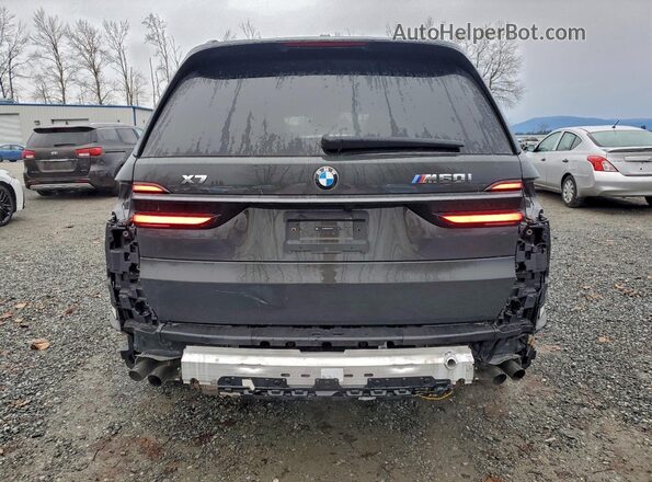 5UX33EM02S9W30109 2025 BMW X7 Gray Vista trasera