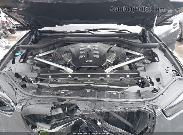 5UX33EU02S9W56757 2025 BMW X5 Gray 