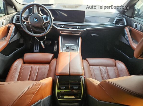 5UX33EX02R9S91440 2024 BMW X6 Black Вид панелі приладів