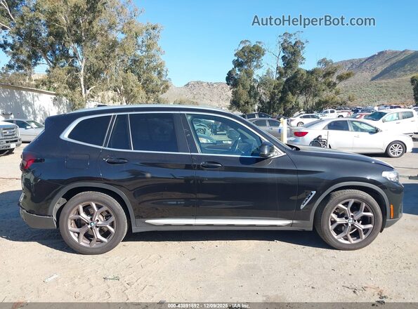 5UX43DP02N9J97616 2022 BMW X3 Black Rear interior view