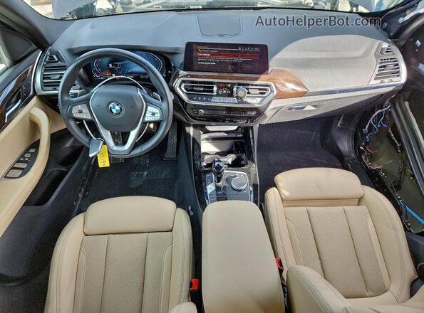 5UX43DP06P9P10157 2023 BMW X3 Black Widok deski rozdzielczej