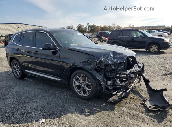 5UX43DP08R9U07402 2024 BMW X3 Черный Передняя правая четверть
