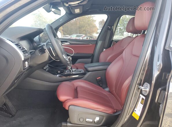 5UX43DP0XP9N72655 2023 BMW X3 Charcoal Вид салону спереду