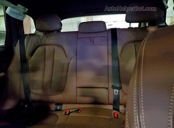 5UX43EU00R9S27020 2024 BMW X5 White უკანა სავარძლების ხედი
