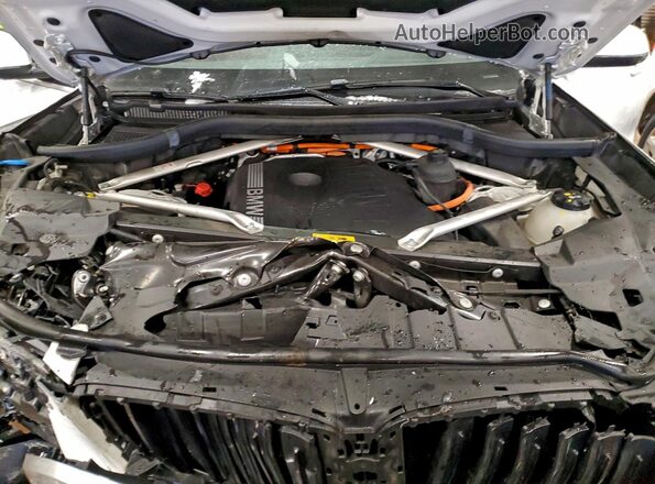 5UX43EU00R9S27020 2024 BMW X5 White ძრავის განყოფილების ხედი