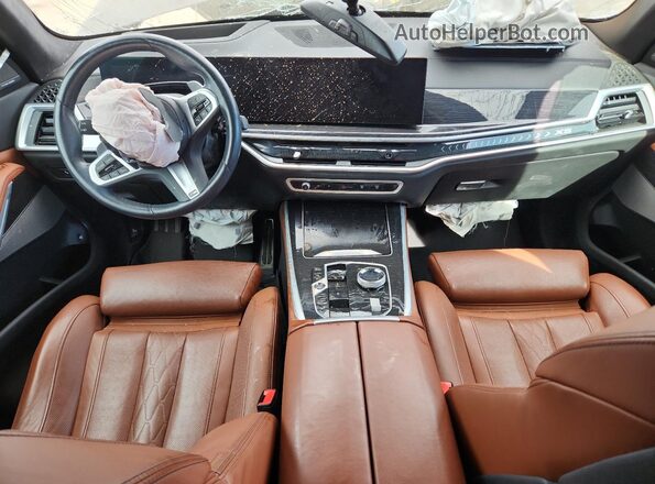 5UX43EU0XR9S61675 2024 BMW X5 Black Вид панелі приладів