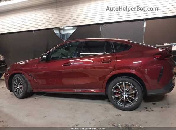 5UX43EX09T9150201 2026 BMW X6 Red Widok wnętrza 360 stopni
