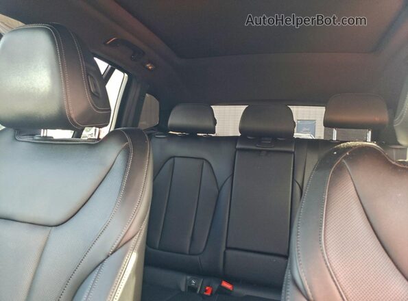 5UX53DP00R9T97601 2024 BMW X3 Black Widok tylnych siedzeń