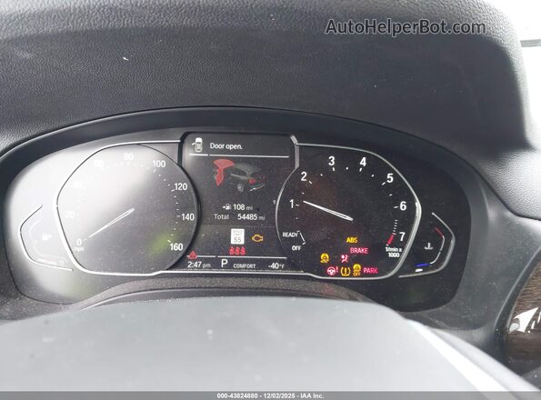 5UX53DP02N9L25664 2022 BMW X3 Blue Vista de los asientos traseros