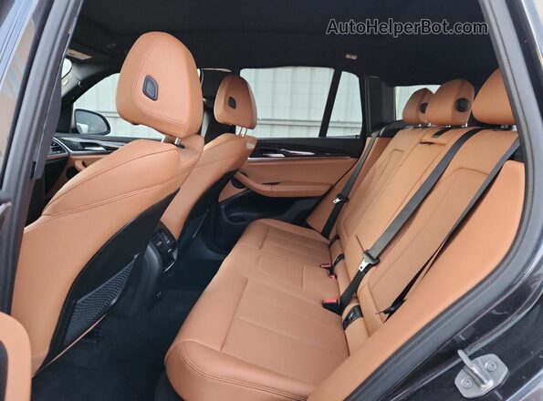 5UX53DP05N9J74545 2022 BMW X3 Угольный Вид задней части салона