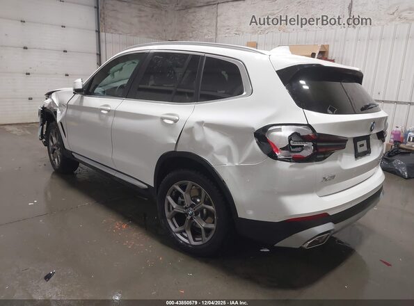 5UX53DP05R9U45108 2024 BMW X3 White 