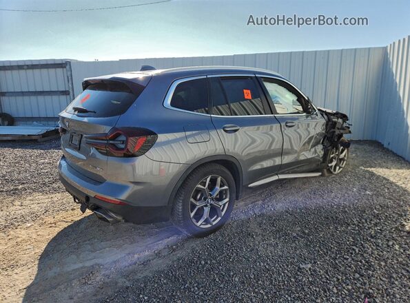 5UX53DP05R9V08112 2024 BMW X3 Gray Rear right