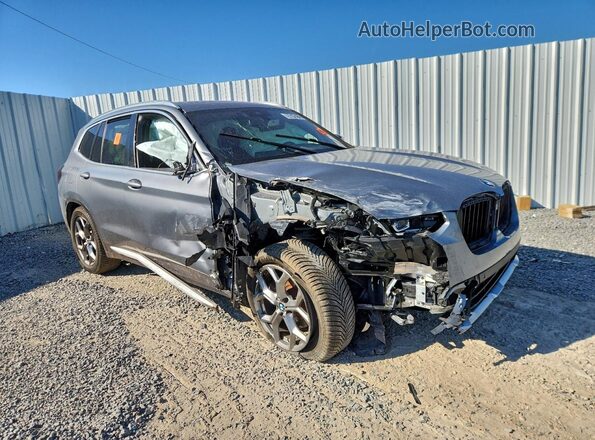 5UX53DP05R9V08112 2024 BMW X3 Gray Front right