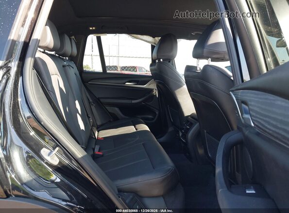 5UX53DP06R9U82491 2024 BMW X3 Черный 