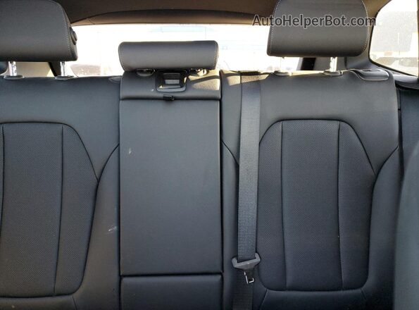 5UX53DP07P9P22175 2023 BMW X3 Black Vista de los asientos traseros
