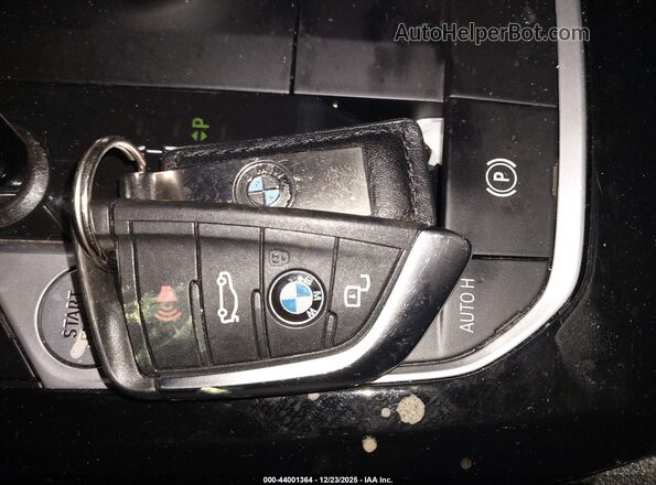 5UX53DP08N9J11794 2022 BMW X3 Gray Вид панелі приладів