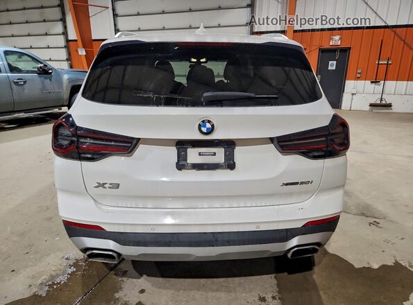 5UX53DP08N9L43909 2022 BMW X3 Белый Вид сзади