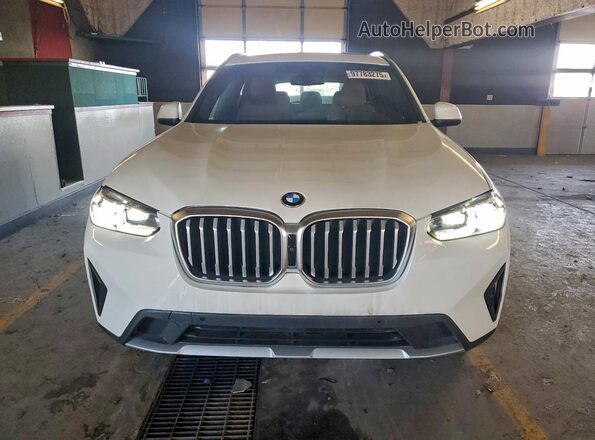 5UX53DP09R9U40994 2024 BMW X3 Белый Вид спереди