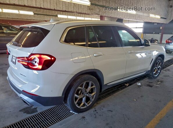 5UX53DP09R9U40994 2024 BMW X3 Белый Задняя правая четверть