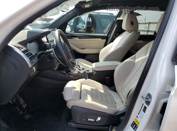 5UX53DP0XR9T84256 2024 BMW X3 White წინა სალონის ხედი