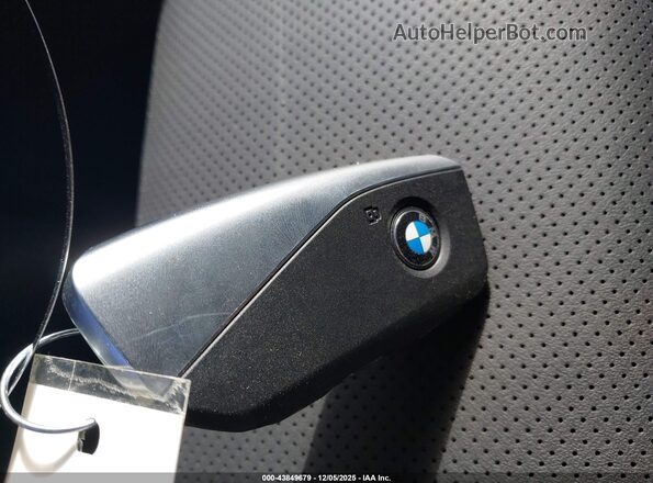 5UX53GP08S9075781 2025 BMW X3 Gray Widok deski rozdzielczej