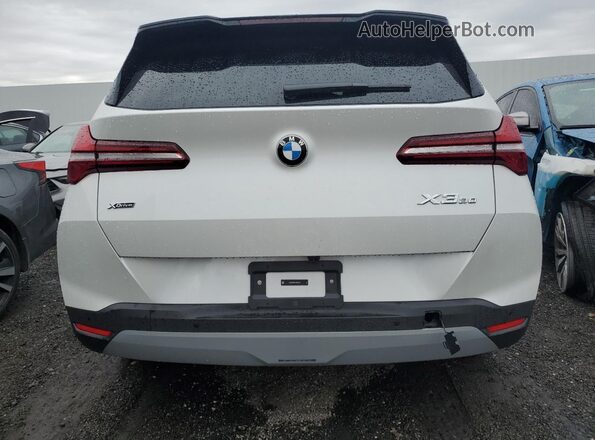 5UX53GP09S9043549 2025 BMW X3 White Հետևի տեսք