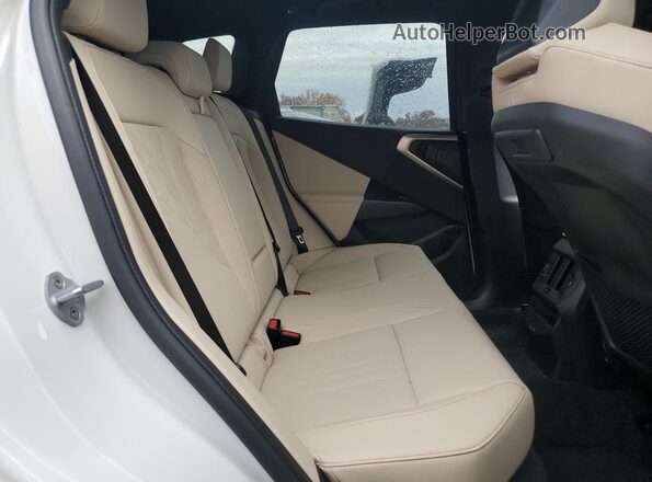 5UX53GP09S9043549 2025 BMW X3 White Սալոնի հետևի տեսք