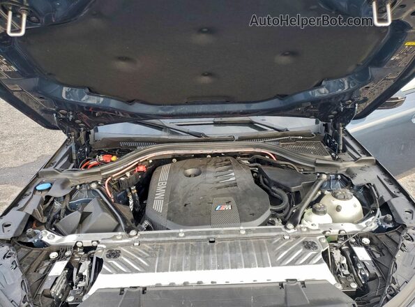 5UX73GP04S9X73703 2025 BMW X3 Blue Շարժիչի բաժամունքի տեսք