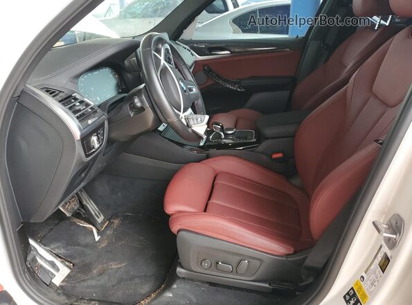 5UX83DP00R9U33171 2024 BMW X3 White წინა სალონის ხედი