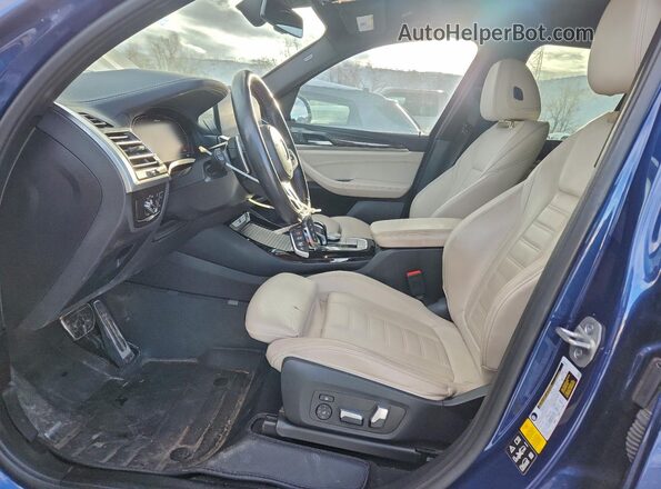 5UX83DP03N9K27062 2022 BMW X3 Blue Widok wnętrza z przodu