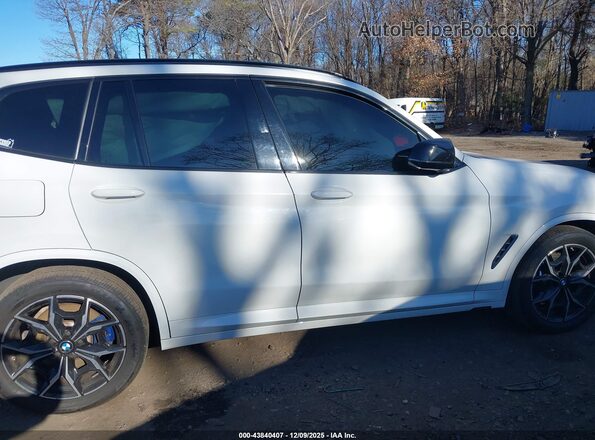 5UX83DP04N9K35610 2022 BMW X3 White Սալոնի հետևի տեսք