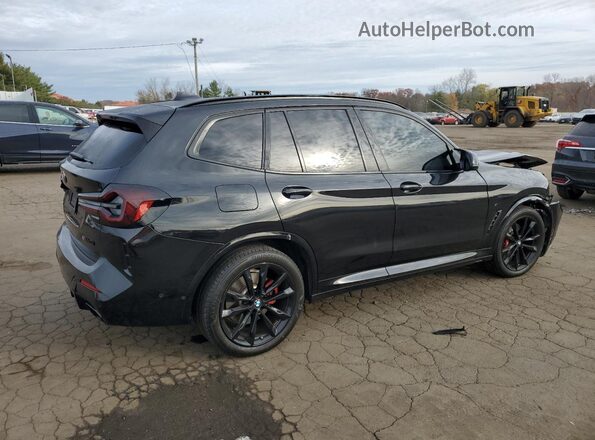 5UX83DP07R9V27421 2024 BMW X3 Black Задня права чверть