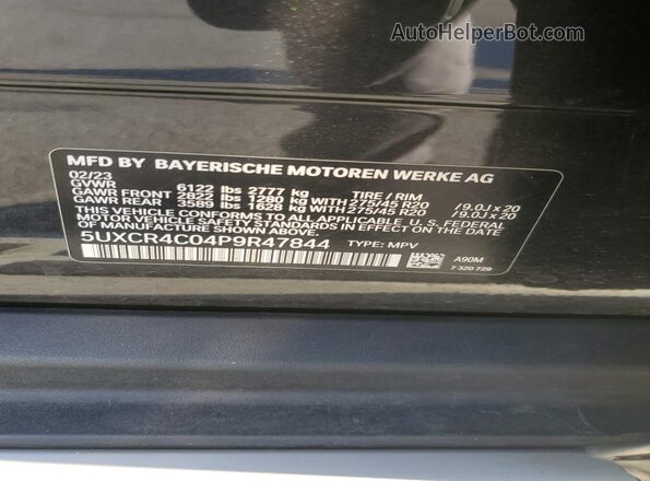 5UXCR4C04P9R47844 2023 BMW X5 Black ძრავის განყოფილების ხედი
